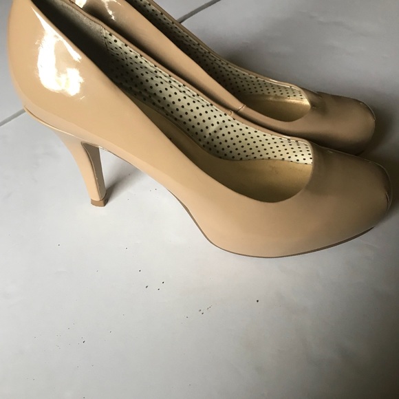 Nude Madden Girl Pumps 7 - Picture 5 of 6